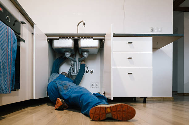 Professional Leak Detection technician working in Fayetteville, OH